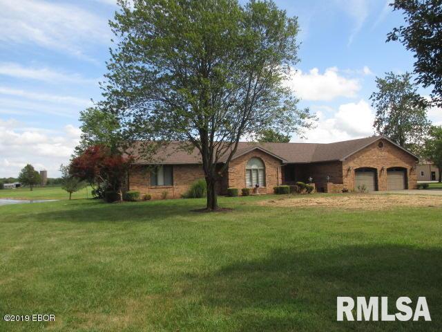 1154 Schwartz Road Centralia, IL 62801 - Photo 3 of 50