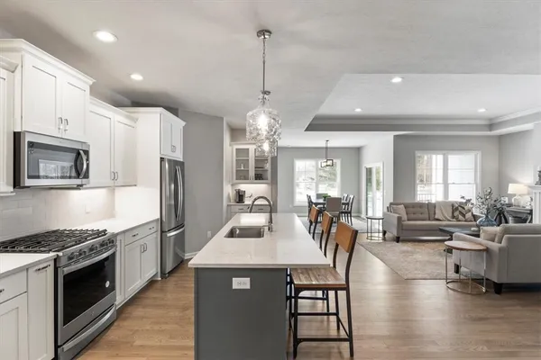 $645,900 | 106 Cedarway Circle, Unit 414, Webster, NY 14580