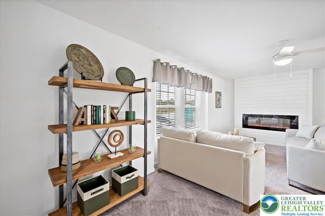 $275,956 | 3983 Hastings Road, Walnutport, PA 18088