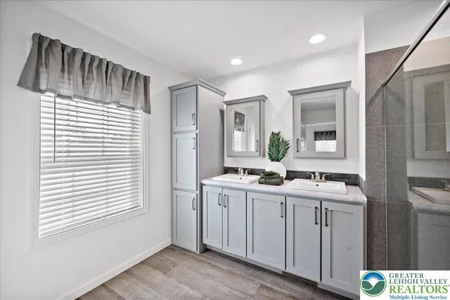 $275,956 | 3983 Hastings Road, Walnutport, PA 18088