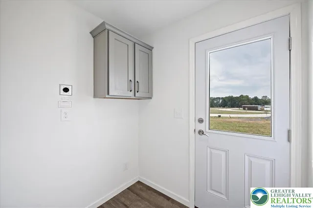 $275,956 | 3983 Hastings Road, Walnutport, PA 18088