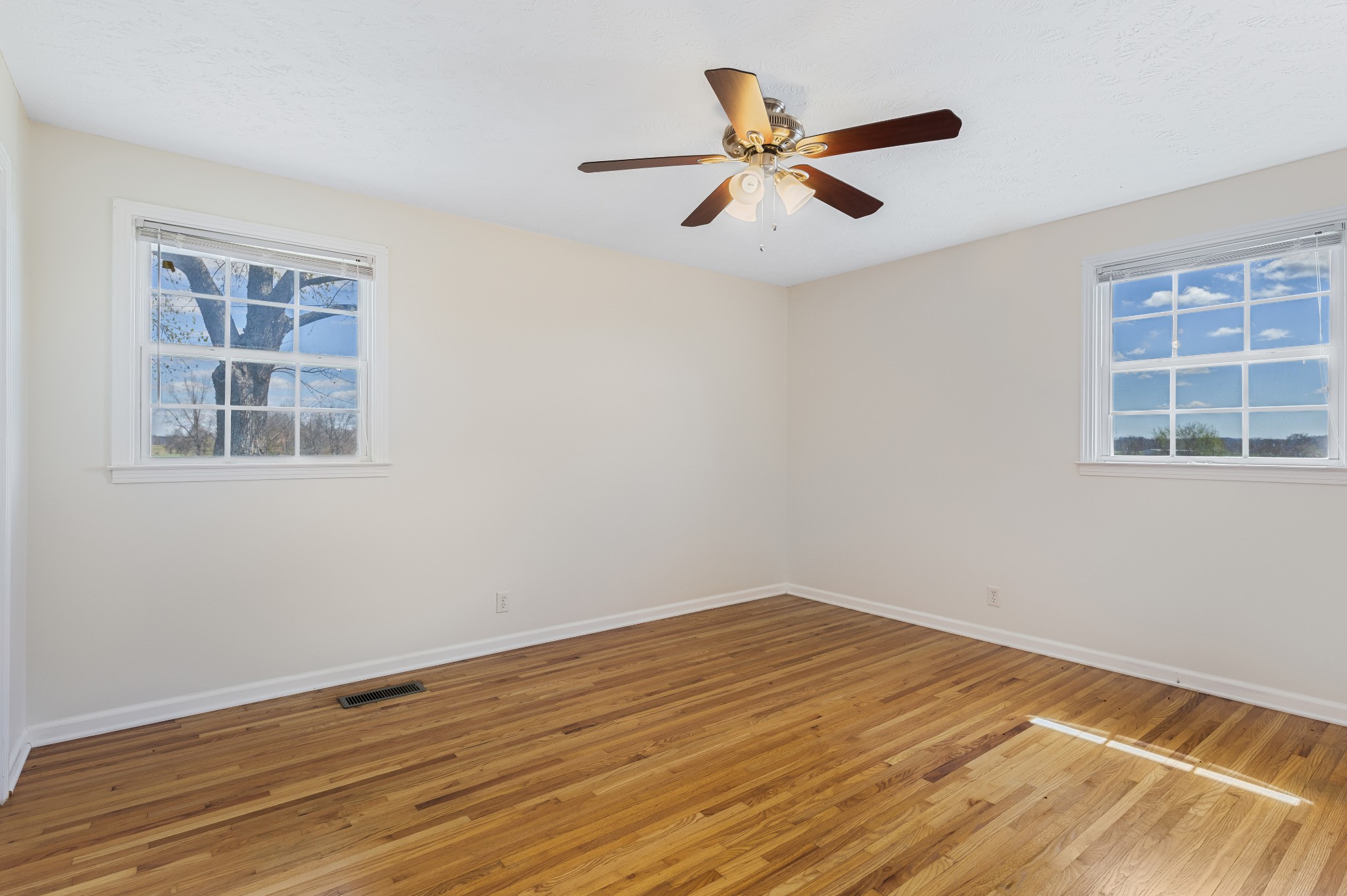6035 Buzzard Creek Road Cedar Hill, TN 37032 - Photo 24 of 42