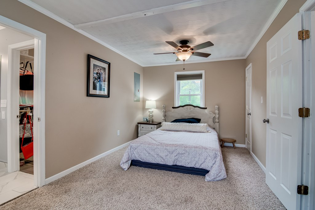 141 Cadle Crossing Road Windsor, SC 29856 - Photo 9 of 25