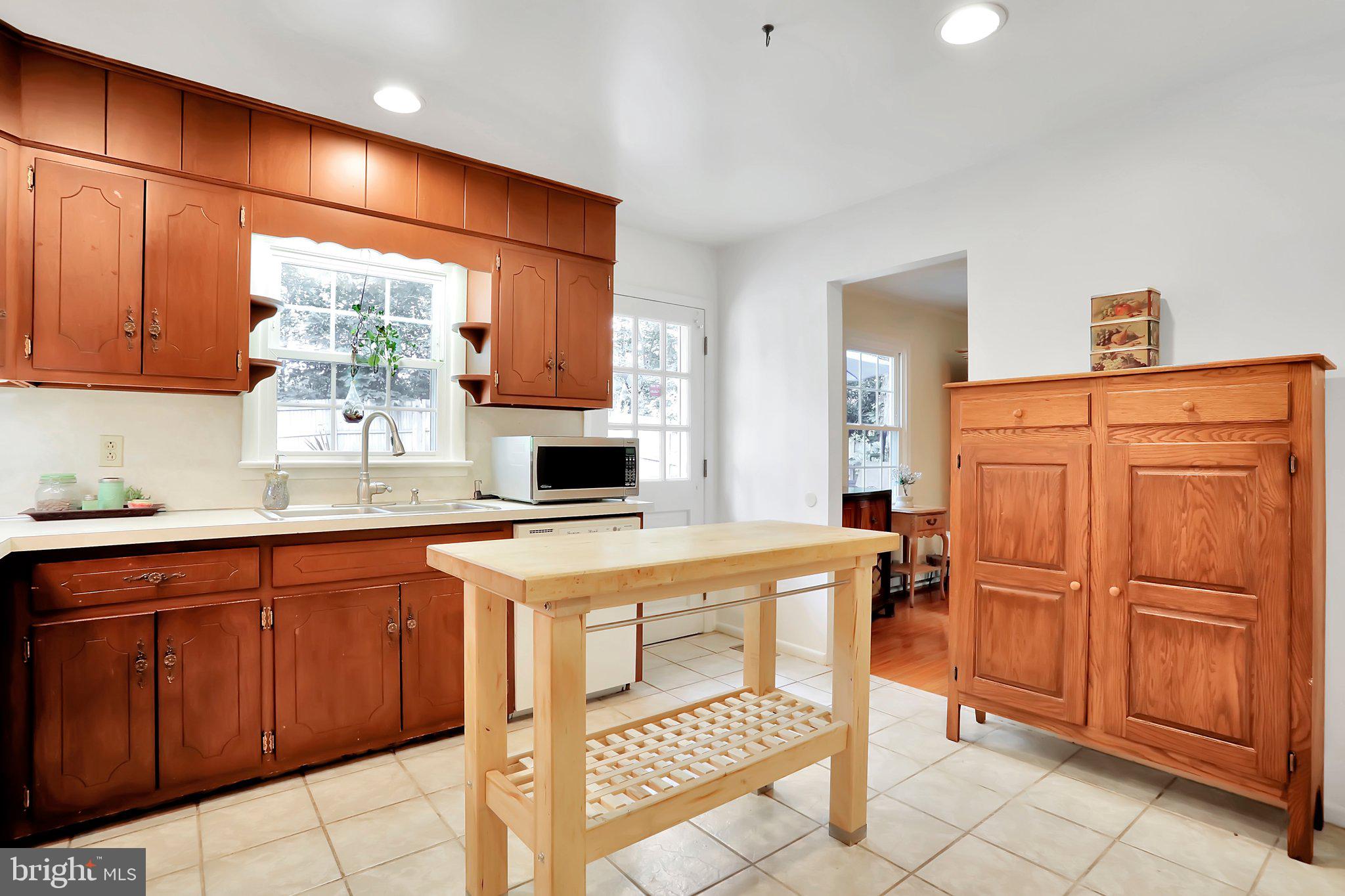 2916 Timber Ridge Drive Mount Airy, MD 21771 - Photo 11 of 33 Gallery Image 11