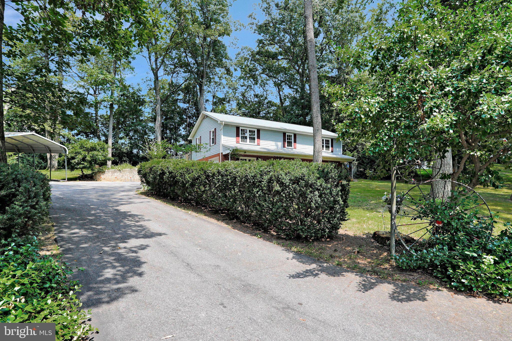 2916 Timber Ridge Drive Mount Airy, MD 21771 - Photo 4 of 33 Gallery Image 4