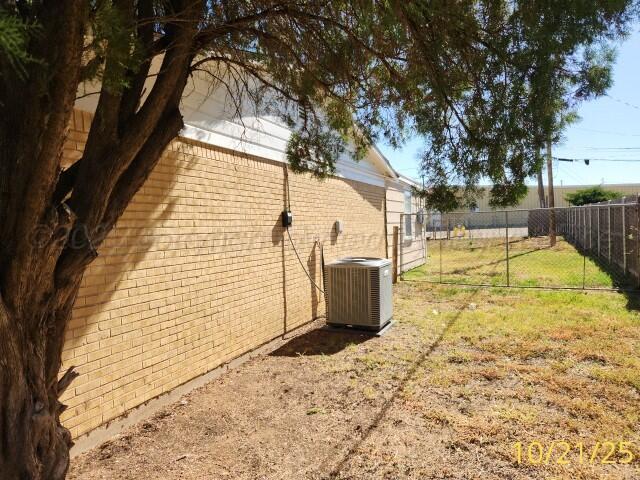 1609 Southwest 35th Avenue Amarillo, TX 79109 - Photo 25 of 29 23