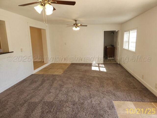 1609 Southwest 35th Avenue Amarillo, TX 79109 - Photo 6 of 29 Front Living Room