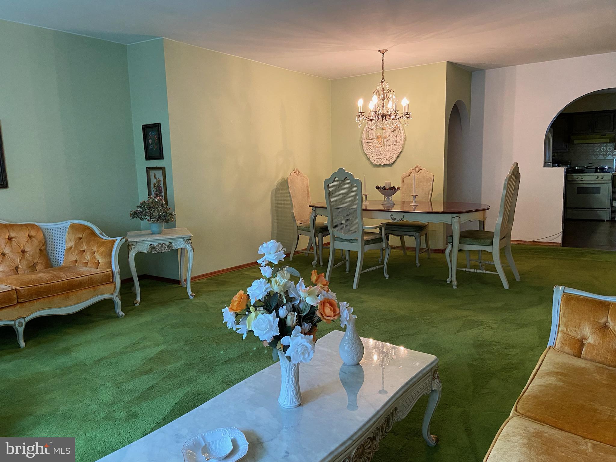 59 Edison Road Cherry Hill, NJ 08034 - Photo 5 of 25 Living Room