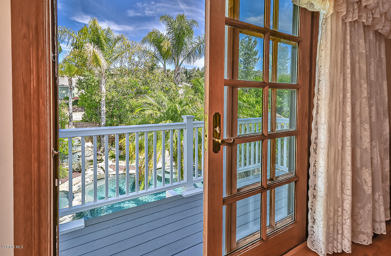 22320 Liberty Bell Road Calabasas, CA 91302 - Photo 26 of 55 nBalcony and View1