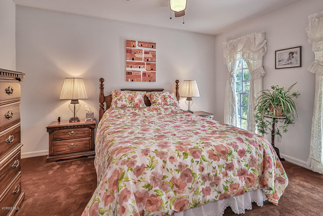 22320 Liberty Bell Road Calabasas, CA 91302 - Photo 38 of 55 jBedroom2-1