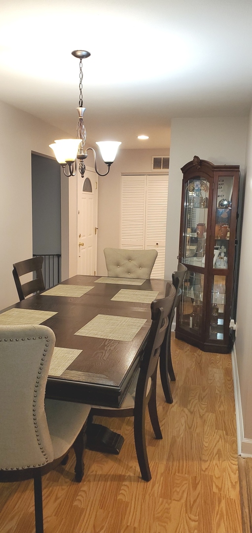 168 Oxford Road Bolingbrook, IL 60440 - Photo 7 of 23