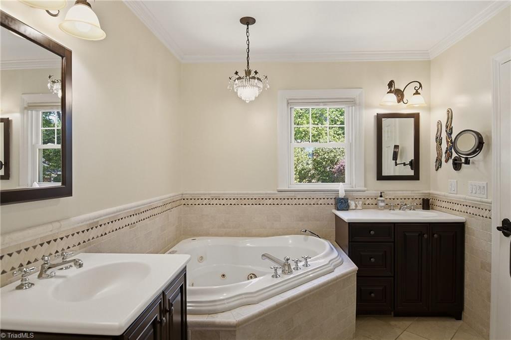 3105 St Regis Road Greensboro, NC 27408 - Photo 15 of 38