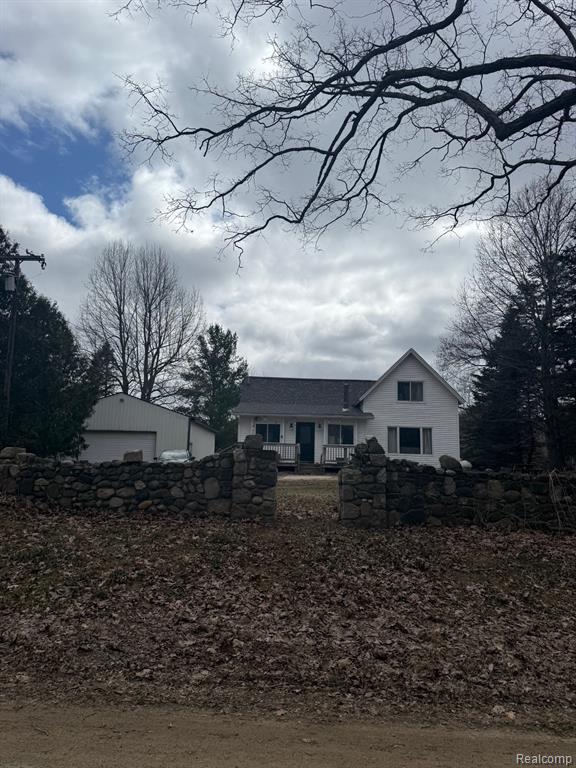 4226 Welch Road Attica, MI 48412 - Photo 2 of 20
