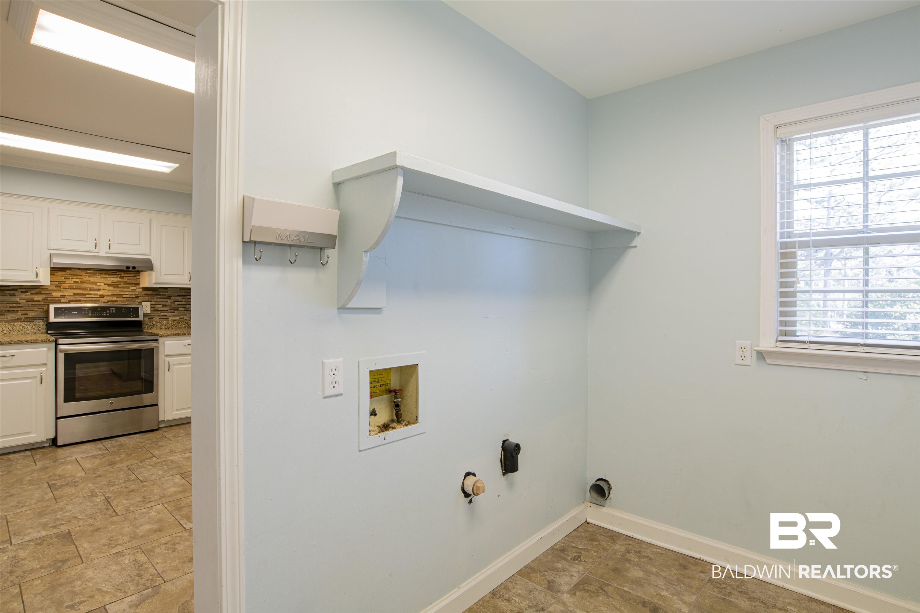 6600 Grelot Road Mobile, AL 36695 - Photo 15 of 29