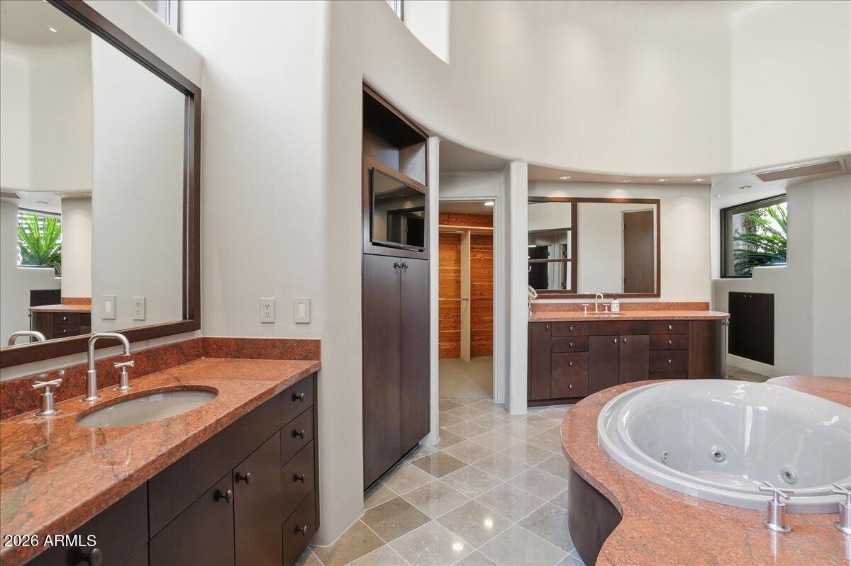 10040 East Happy Valley Road, Unit 1049 Scottsdale, AZ 85255 - Photo 18 of 80 043-10040 E Happy Valley Rd_RedHogMedia