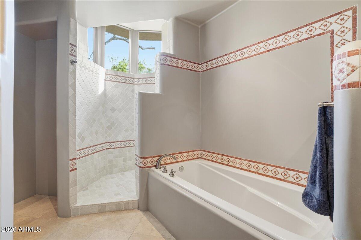 10040 East Happy Valley Road, Unit 1049 Scottsdale, AZ 85255 - Photo 24 of 80 054-10040 E Happy Valley Rd_RedHogMedia