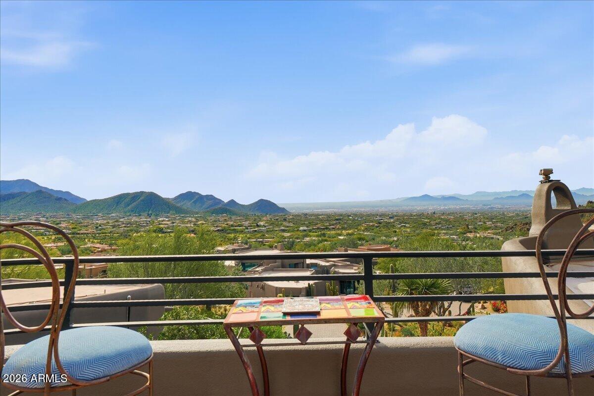 10040 East Happy Valley Road, Unit 1049 Scottsdale, AZ 85255 - Photo 47 of 80 093-10040 E Happy Valley Rd_RedHogMedia