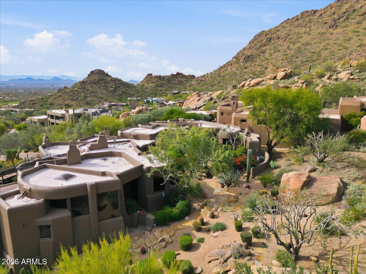 10040 East Happy Valley Road, Unit 1049 Scottsdale, AZ 85255 - Photo 55 of 80 102-10040 E Happy Valley Rd_RedHogMedia