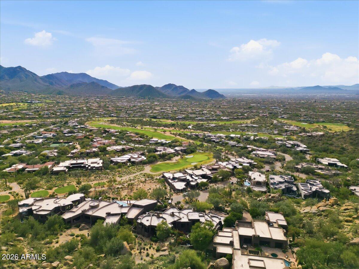 10040 East Happy Valley Road, Unit 1049 Scottsdale, AZ 85255 - Photo 57 of 80 104-10040 E Happy Valley Rd_RedHogMedia