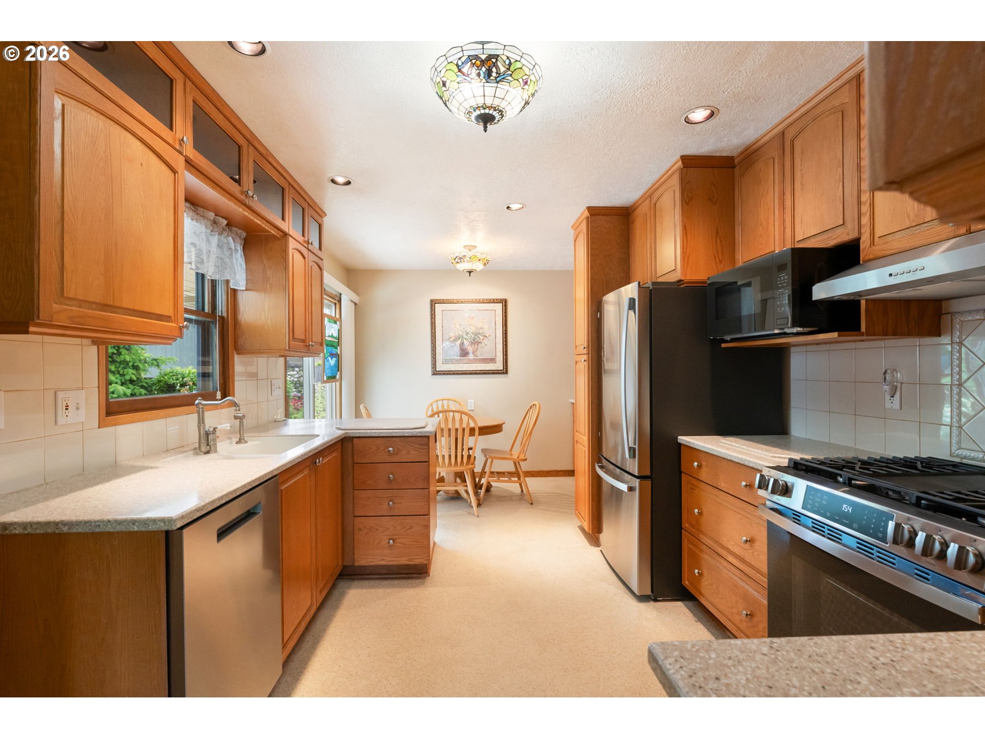 3623 Northeast 67th Avenue Portland, OR 97213 - Photo 10 of 46