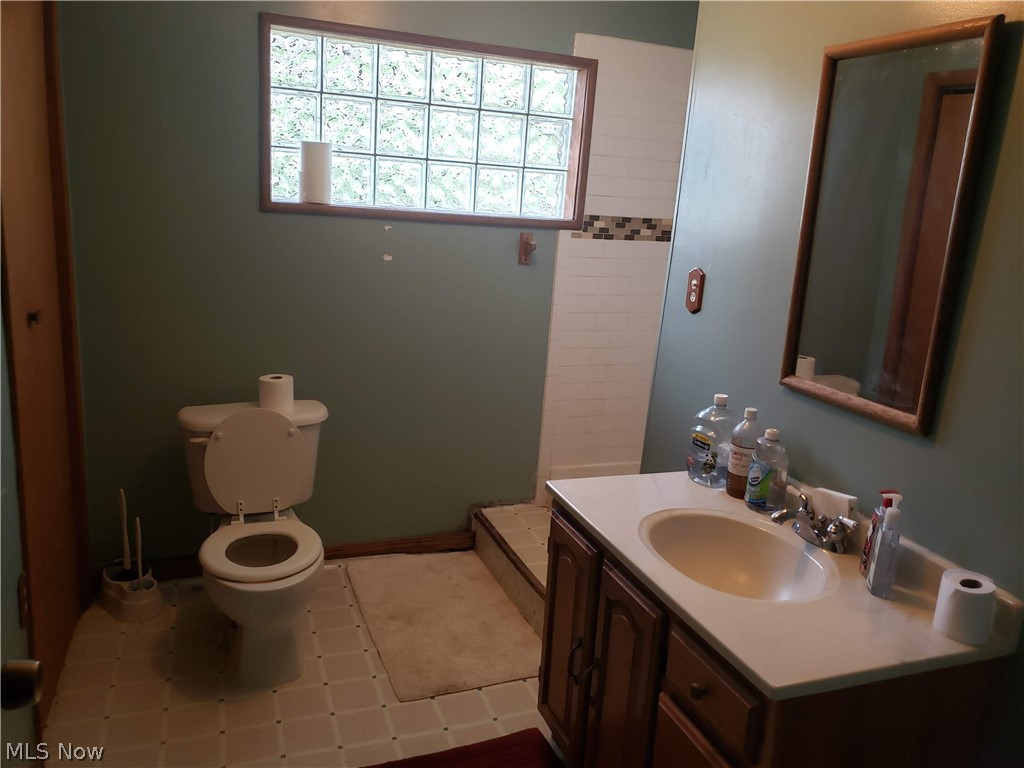8439 Wadsworth Road Wadsworth, OH 44281 - Photo 11 of 12 Gallery Image 11