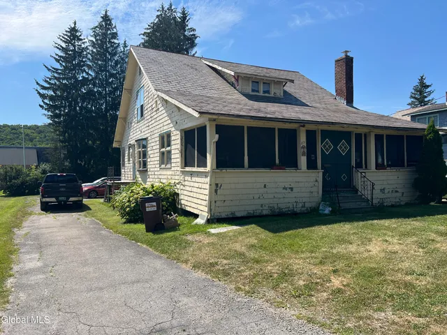 $150,000 | 83 Quaker Street, Granville, NY 12832