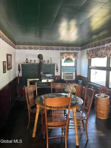 $150,000 | 83 Quaker Street, Granville, NY 12832