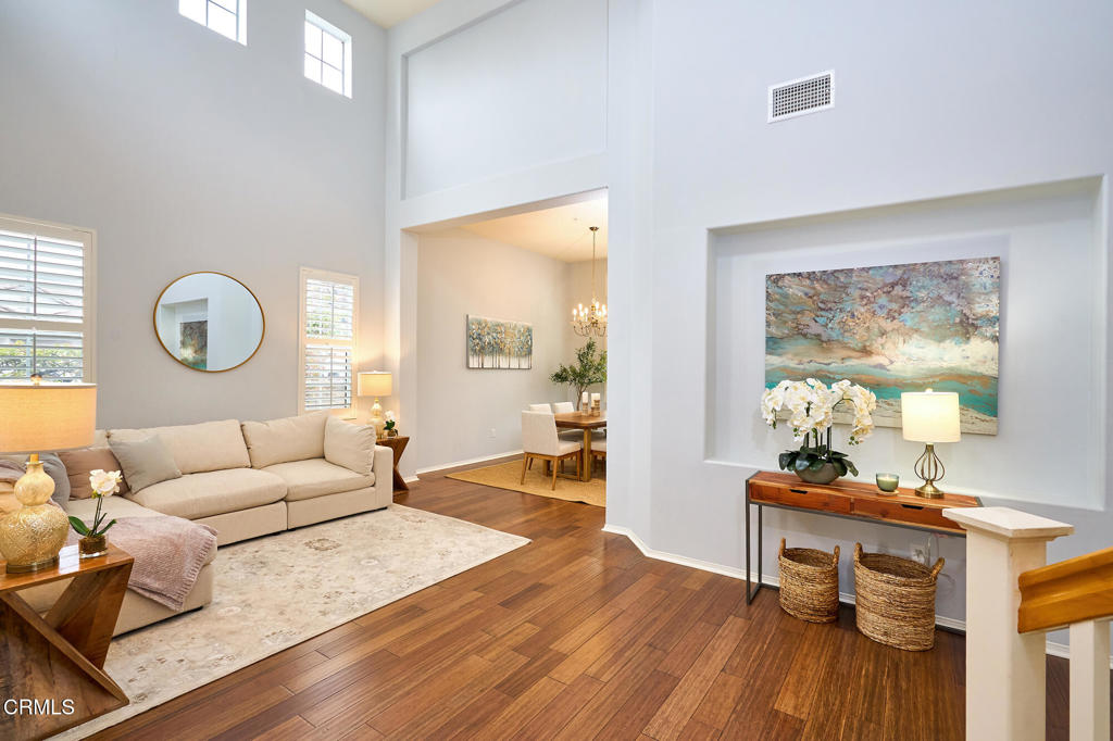 415 Caliente Way Oxnard, CA 93036 - Photo 5 of 23 Gallery Image 5