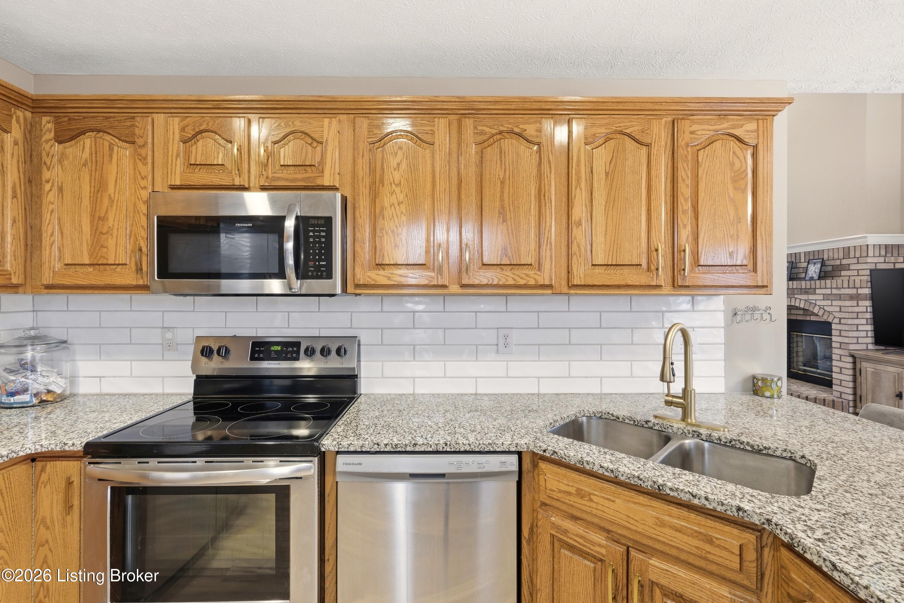 7101 Mt Washington Road Louisville, KY 40229 - Photo 13 of 43 7101 Mt Washington Rd