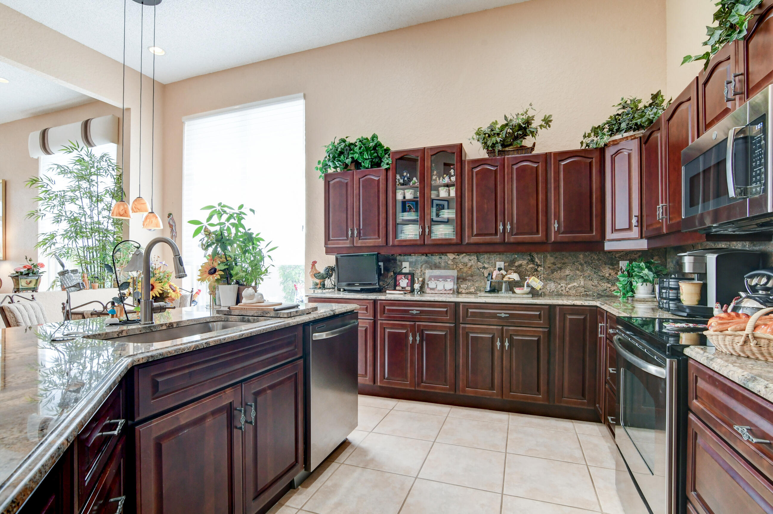 7672 Rockford Road Boynton Beach, FL 33472 - Photo 27 of 64 40_dsc_3595_6_7_8_9