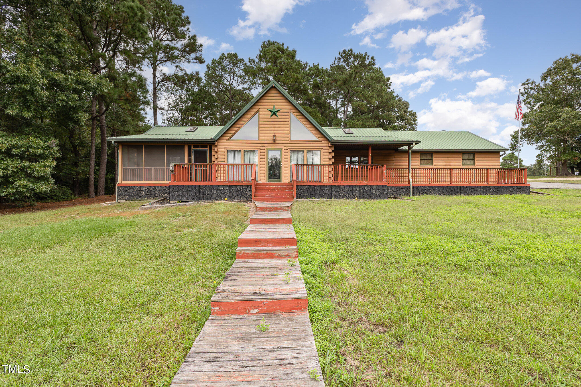 2404 Shaw's Pond Road Four Oaks, NC 27524 - Photo 2 of 31 026_cy1a1111-edit