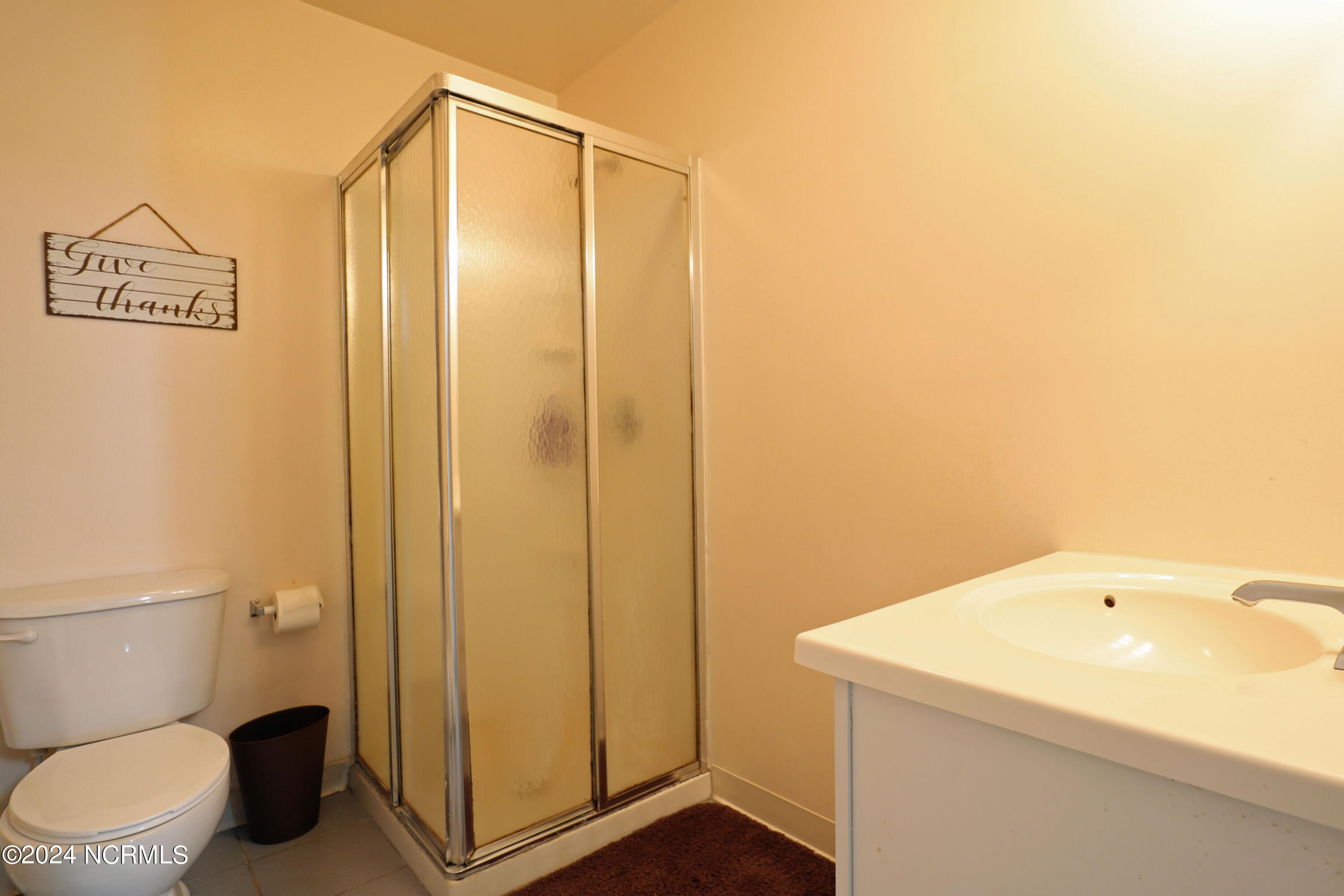 135 P229 Vass, NC 28394 - Photo 30 of 52 Bathroom 3