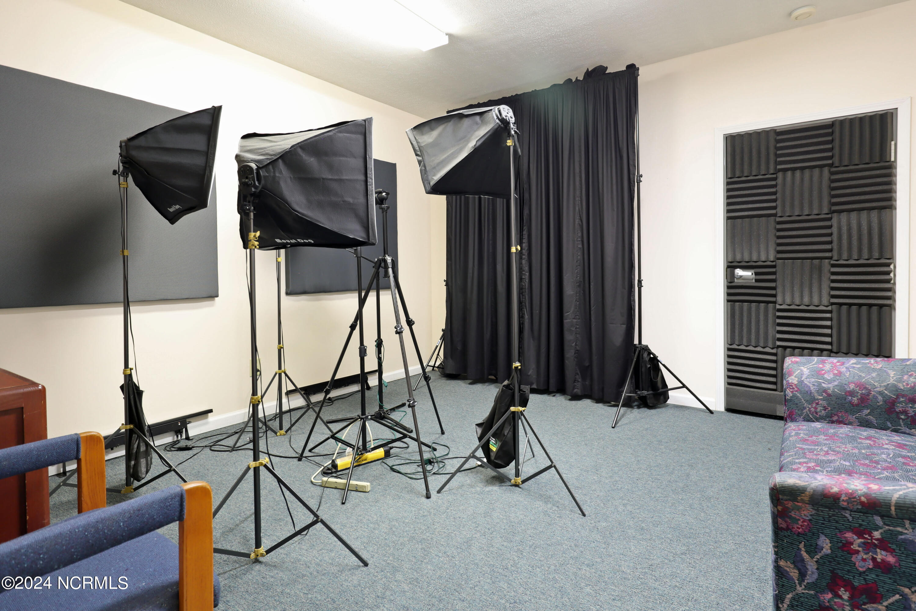 135 P229 Vass, NC 28394 - Photo 41 of 52 Sitting Room - Studio