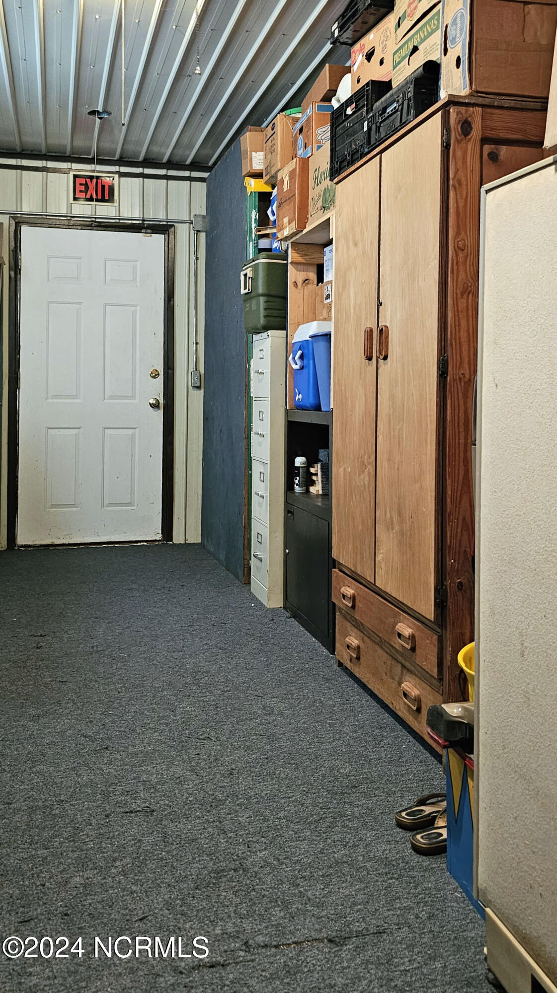 135 P229 Vass, NC 28394 - Photo 46 of 52 Storage - Tool room