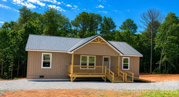 $289,900 | 2017 Bailey Drive, Hickory, NC 28601