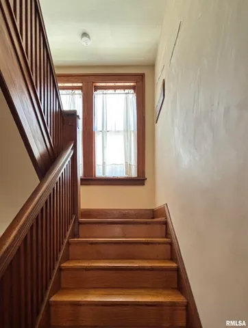 $160,000 | 1158 Beecher Avenue, Galesburg, IL 61401