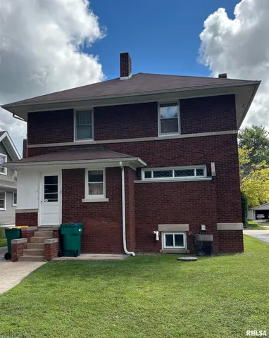 $160,000 | 1158 Beecher Avenue, Galesburg, IL 61401