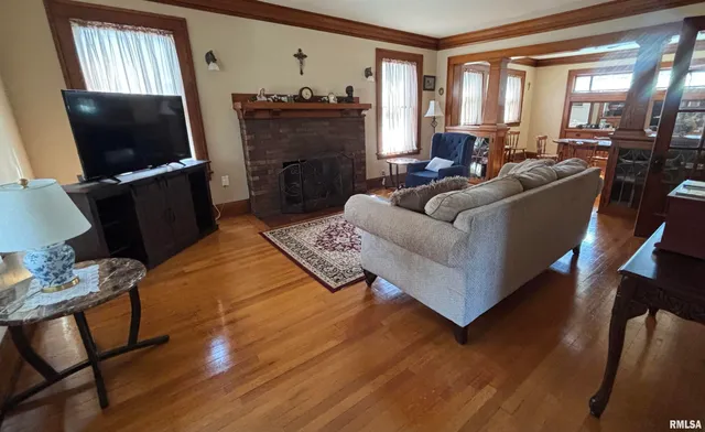 $160,000 | 1158 Beecher Avenue, Galesburg, IL 61401