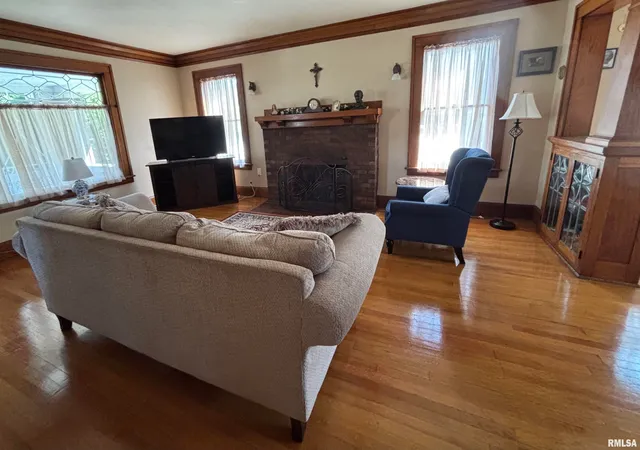 $160,000 | 1158 Beecher Avenue, Galesburg, IL 61401