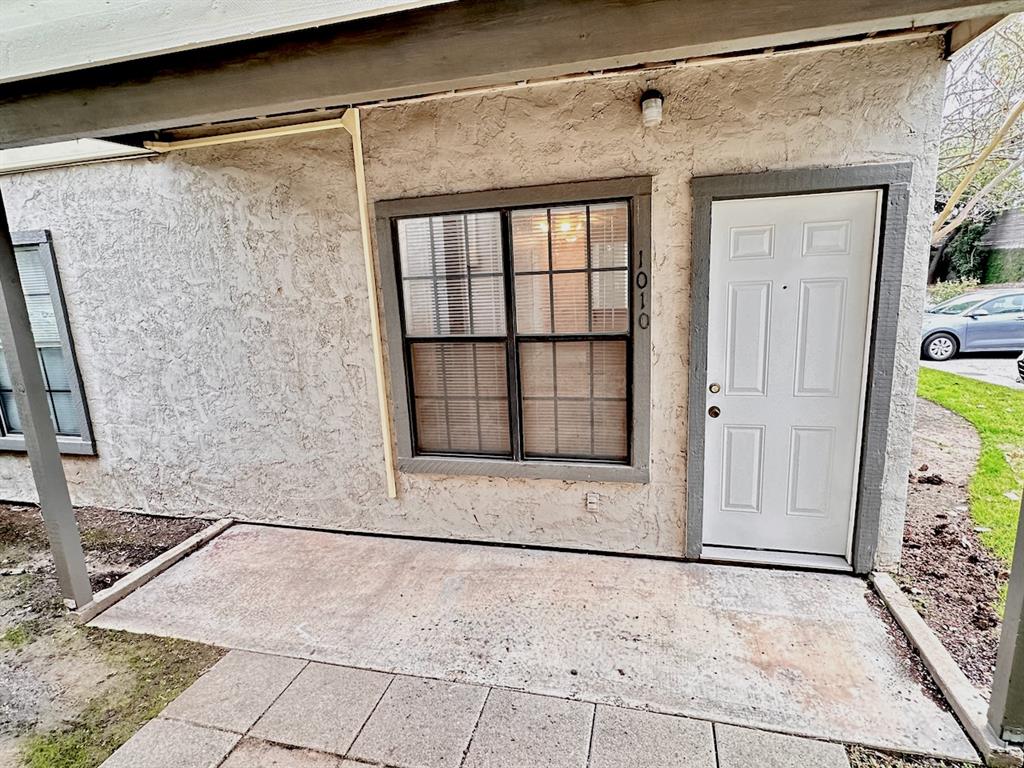 2215 Post Road, Unit 1010 Austin, TX 78704 - Photo 18 of 25 a view of front door