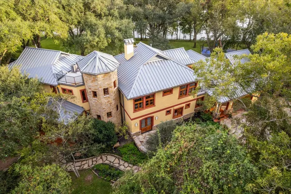 $2,100,000 | 919 St Elmos Court, Missouri City, TX 77459