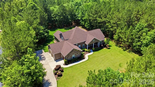 $799,900 | 2006 Eagle Pt Estate, Lancaster, SC 29720