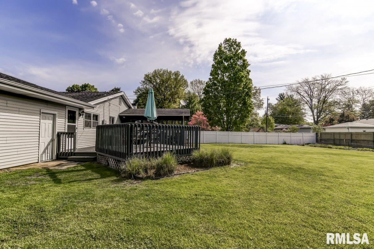 814 Kenyon Drive Springfield, IL 62704 - Photo 34 of 38 Gallery Image 34