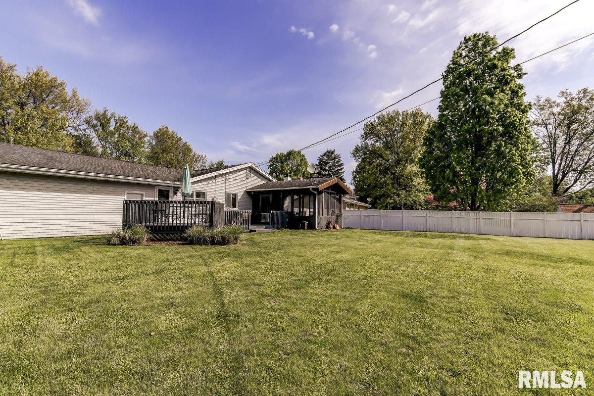 814 Kenyon Drive Springfield, IL 62704 - Photo 35 of 38 Gallery Image 35