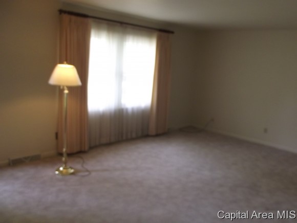 2112 Keokuk Road Springfield, IL 62702 - Photo 10 of 19