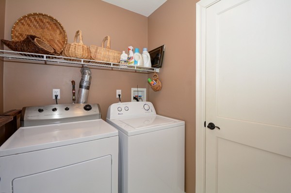18 Landon Road Milton, MA 02186 - Photo 18 of 29 Gallery Image 18