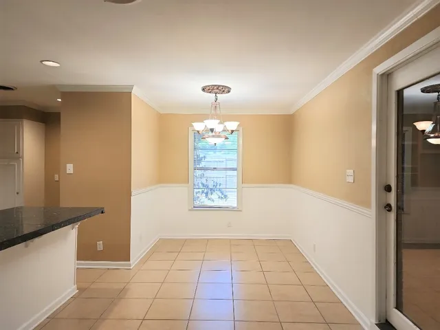 $2,050 | 807 Country Club Road, Georgetown, TX 78628