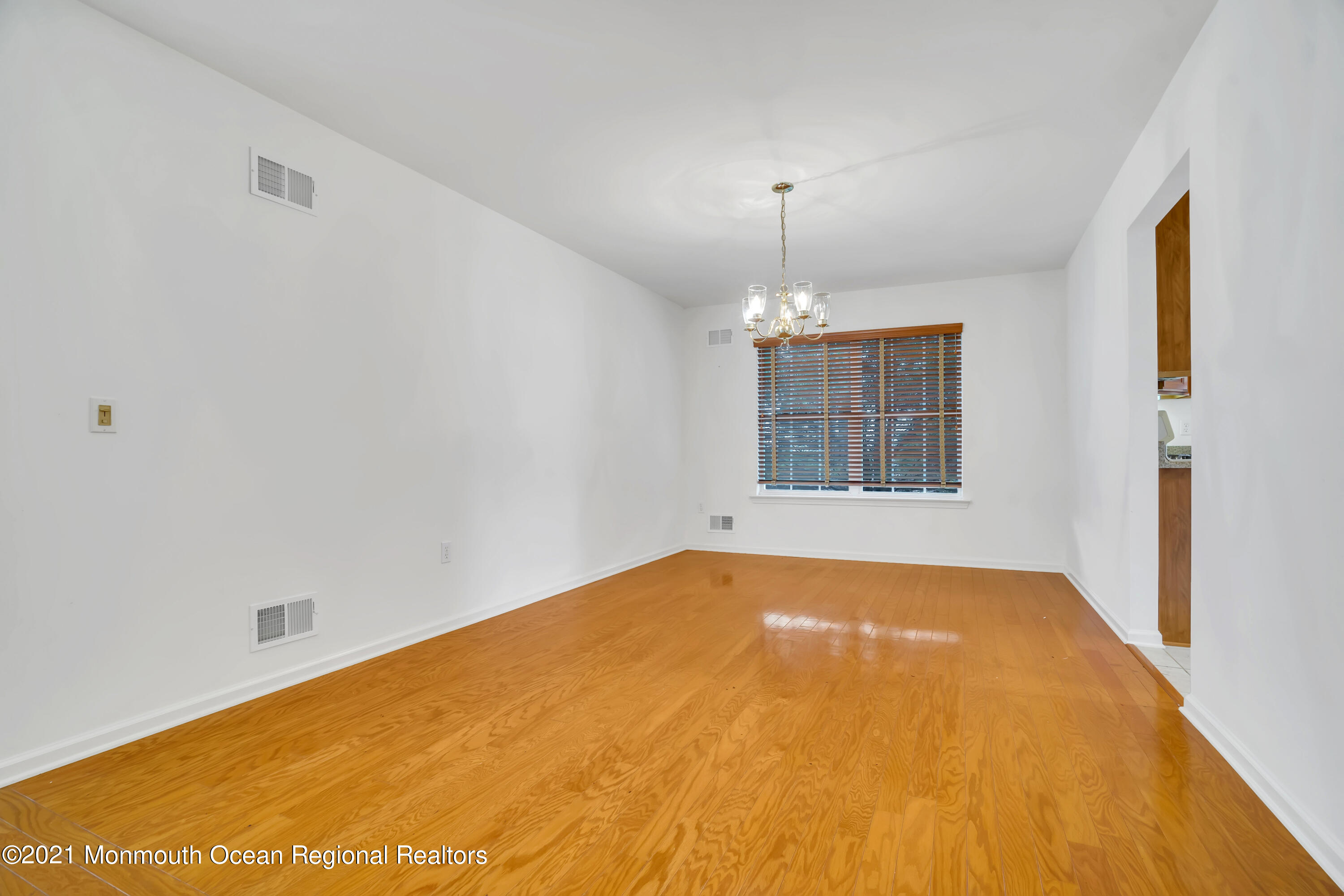 45 Winding River Road Lakewood, NJ 08701 - Photo 11 of 42 017_dsc05269