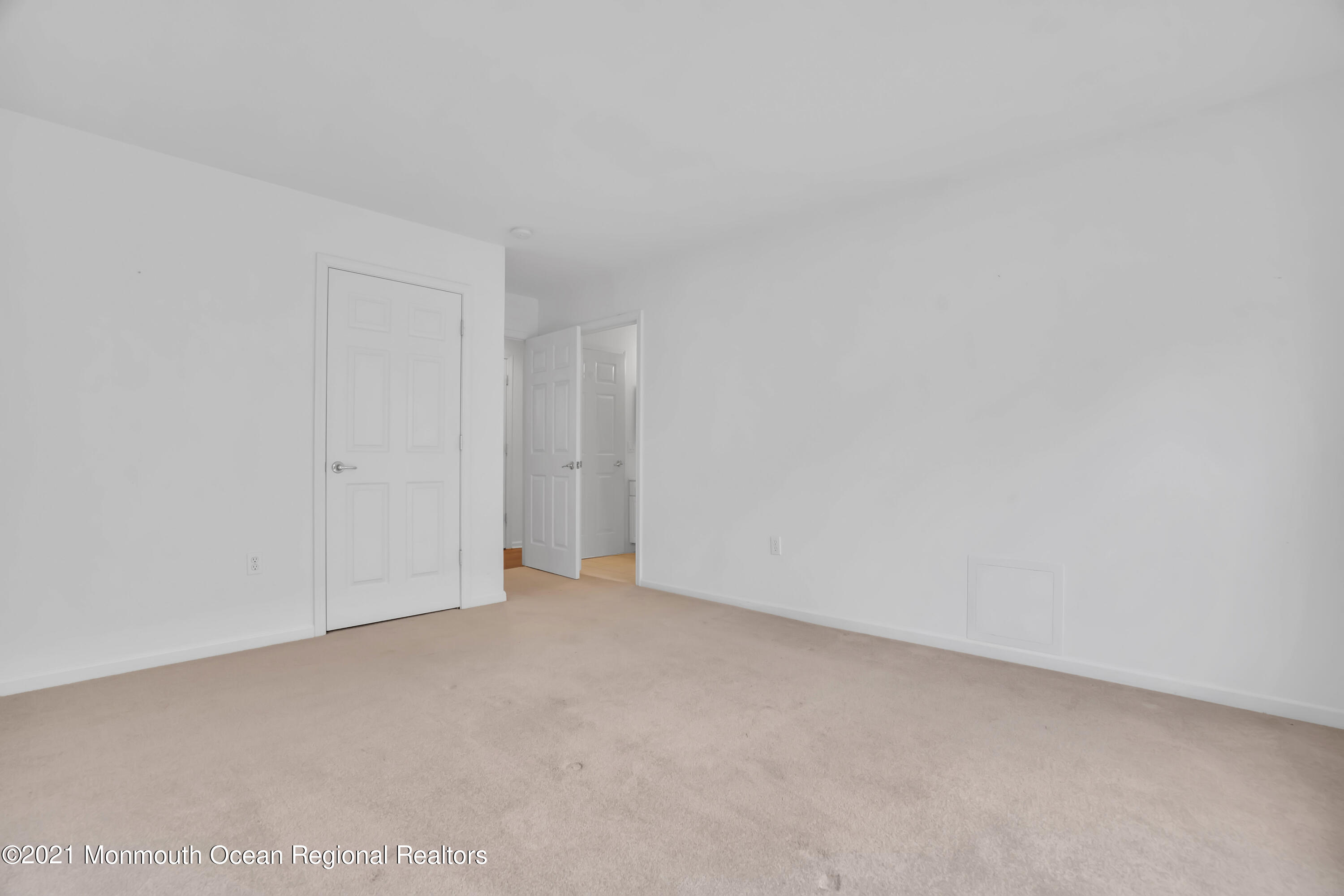 45 Winding River Road Lakewood, NJ 08701 - Photo 24 of 42 039_dsc05369