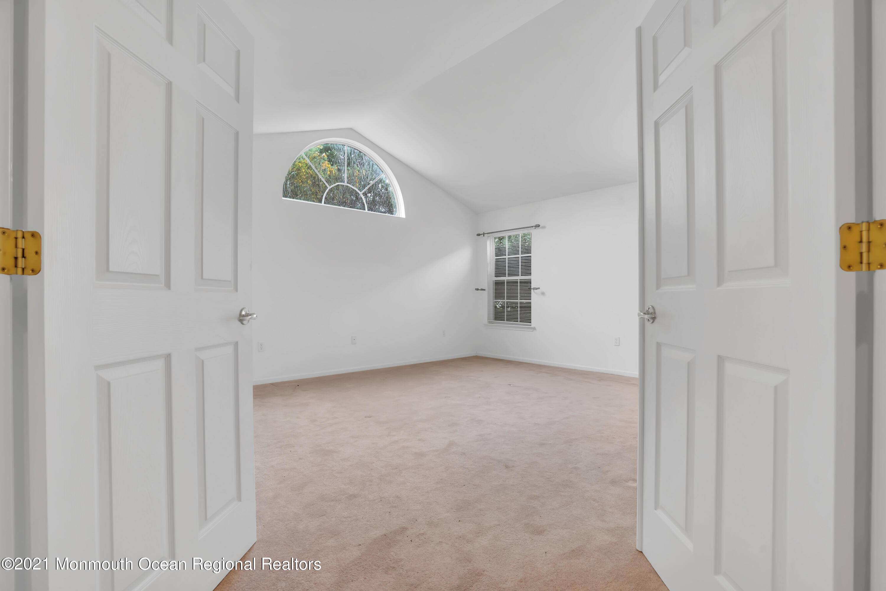 45 Winding River Road Lakewood, NJ 08701 - Photo 26 of 42 041_dsc05379